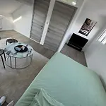 Qozyroom