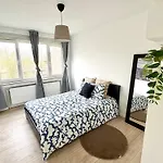 Charming Two Bedroom Flat - Nato - Brussels