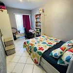Cosy Appartment Near City Center