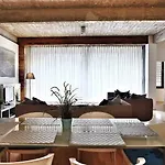 Lond Apartments