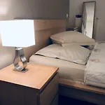 @Grand Place, 80M Modern & Cozy Appartment
