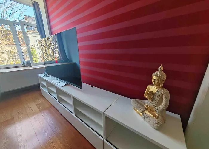 Sainte Catherine Whole Apartment