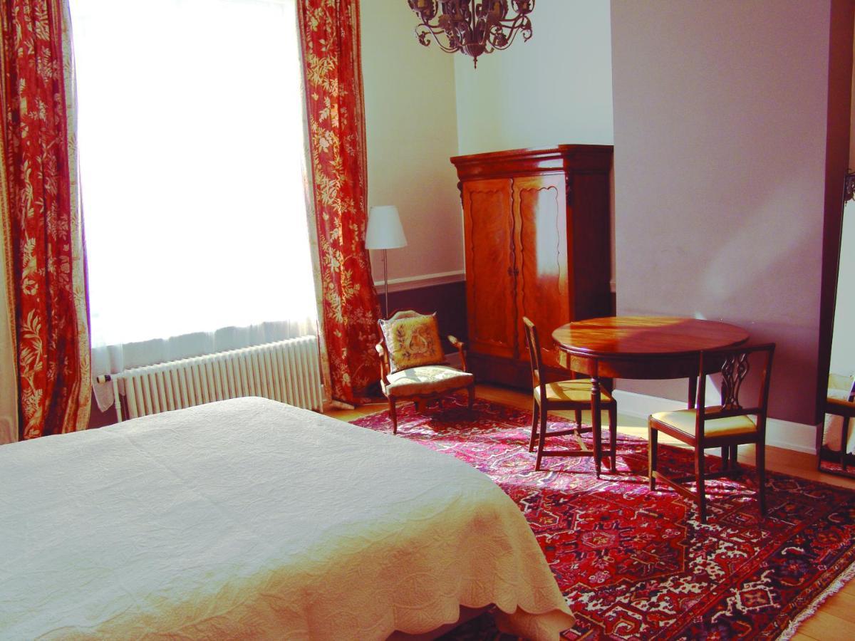 Louise Chatelain Guest house *