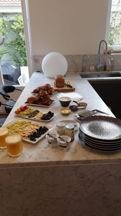 Bed & Breakfast Fish Market 3*