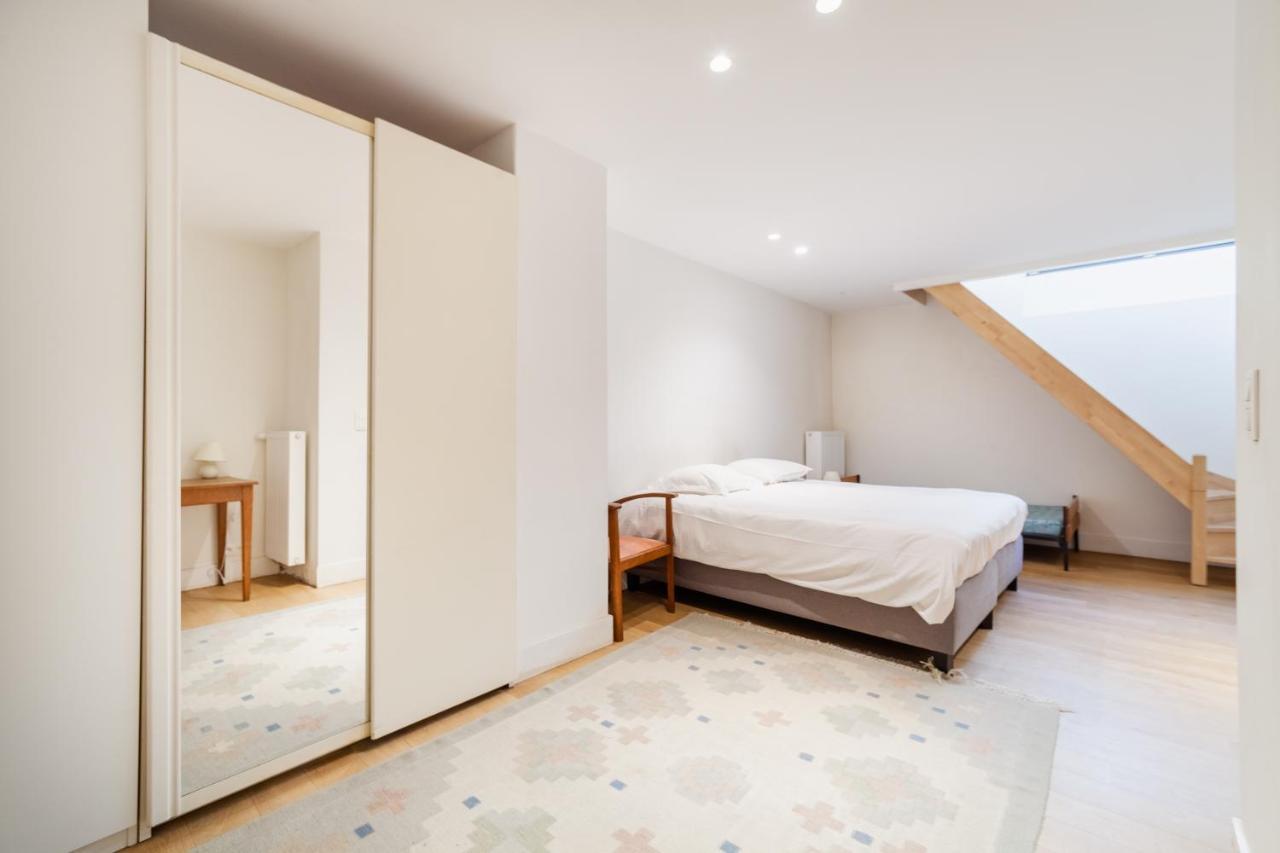 Jean Robie Apartment