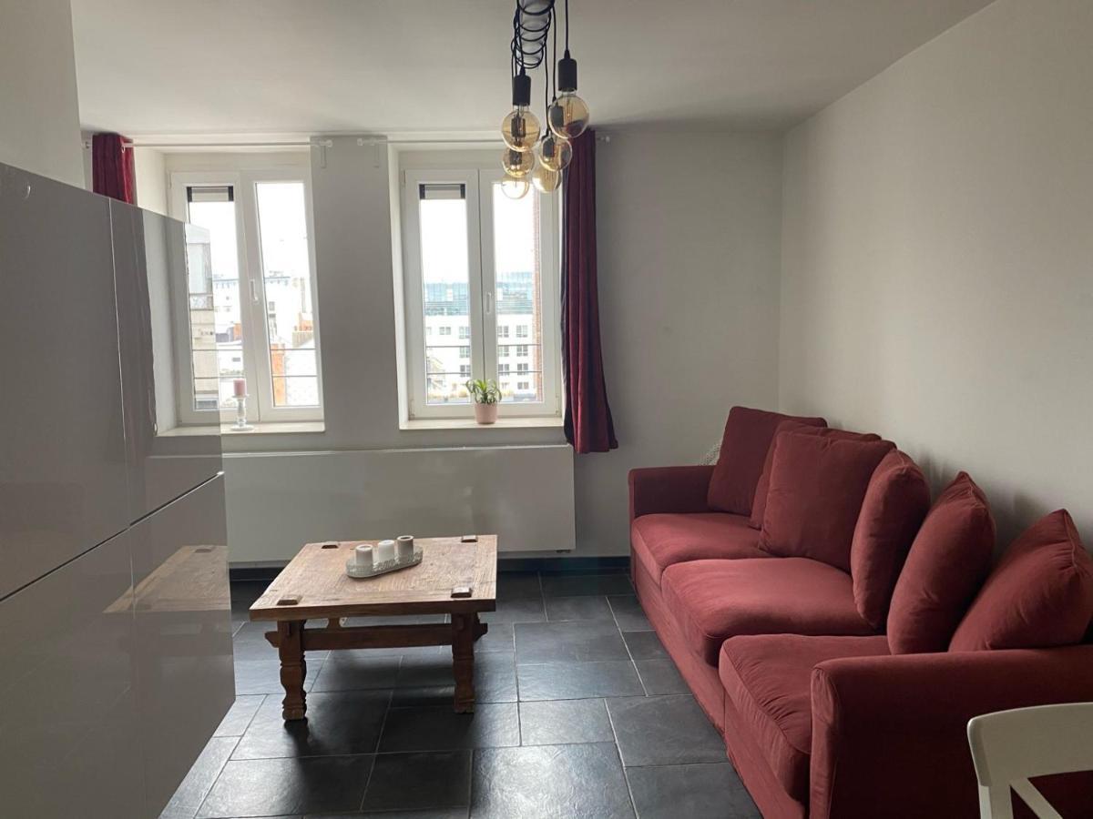 Apartment Louise 47 Red Brussels