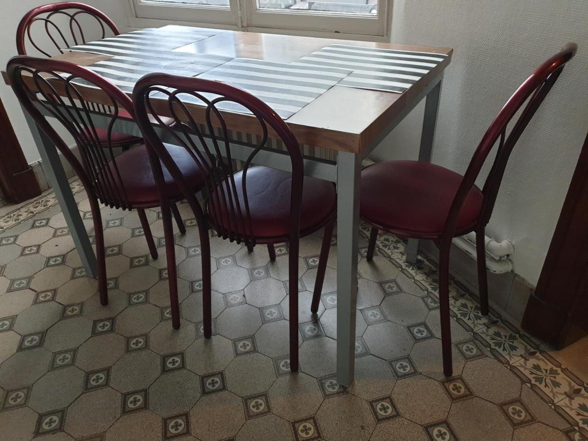 1-2 Bedroom Close To Eu District. Brussel