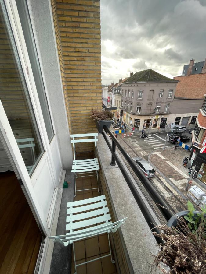 Uccle: Superbe Situé à La Perfection Appartamento