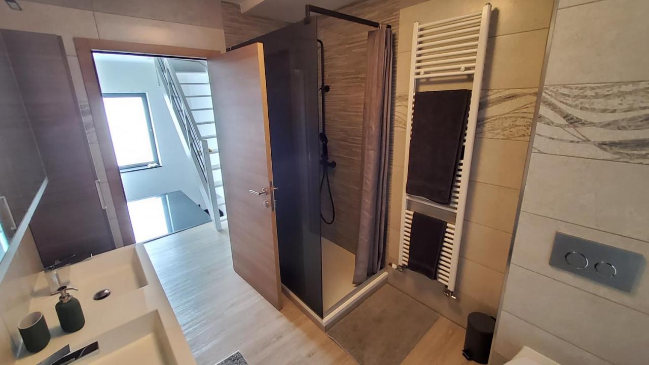 Deluxe Au 2eme Etage, Double Au 4eme Etage Not A * Bruxelles