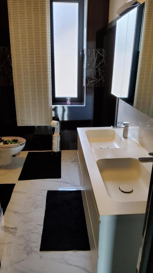 Deluxe Au 2eme Etage, Double Au 4eme Etage Not A Privat bolig *