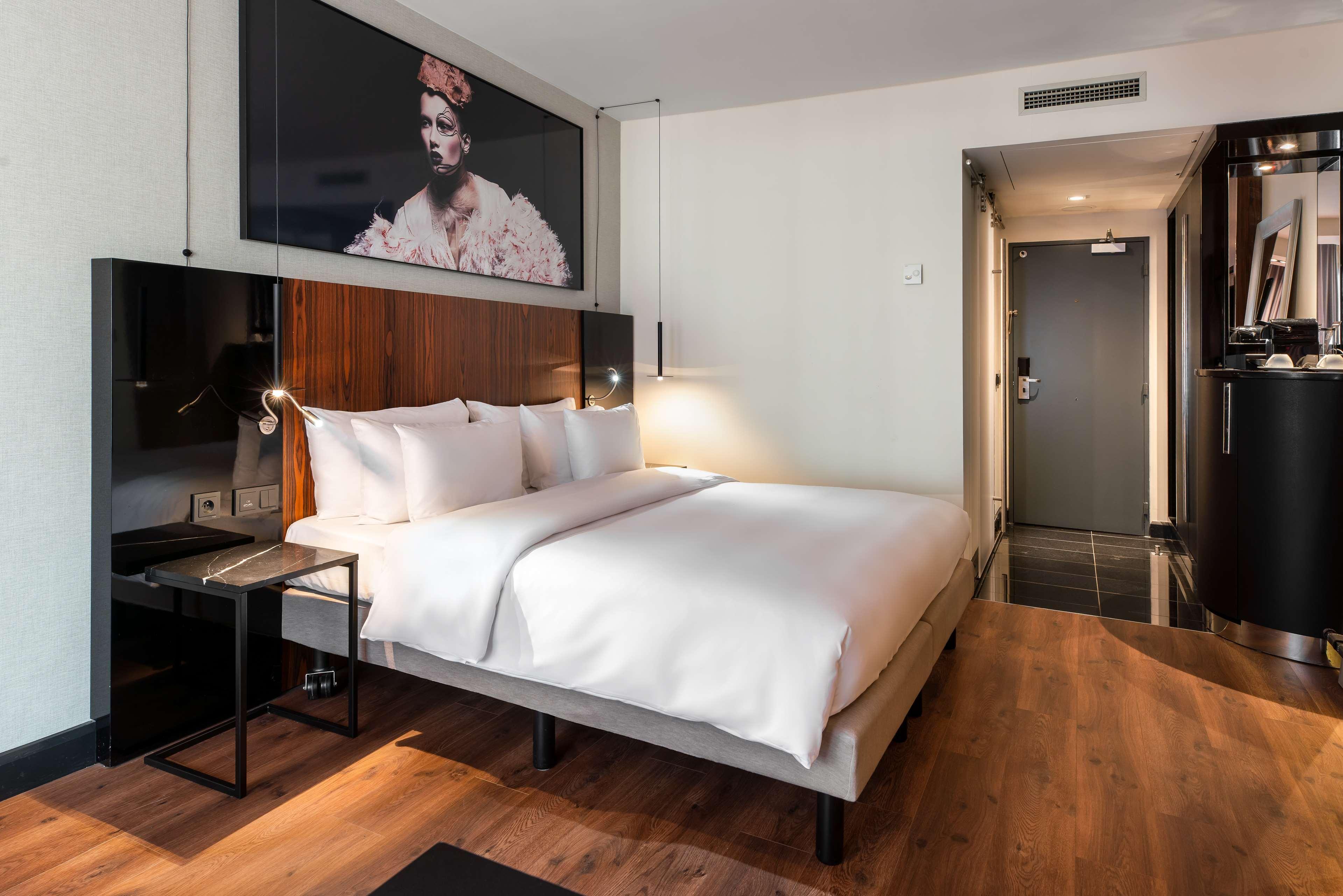 Radisson Collection Grand Place Hotel