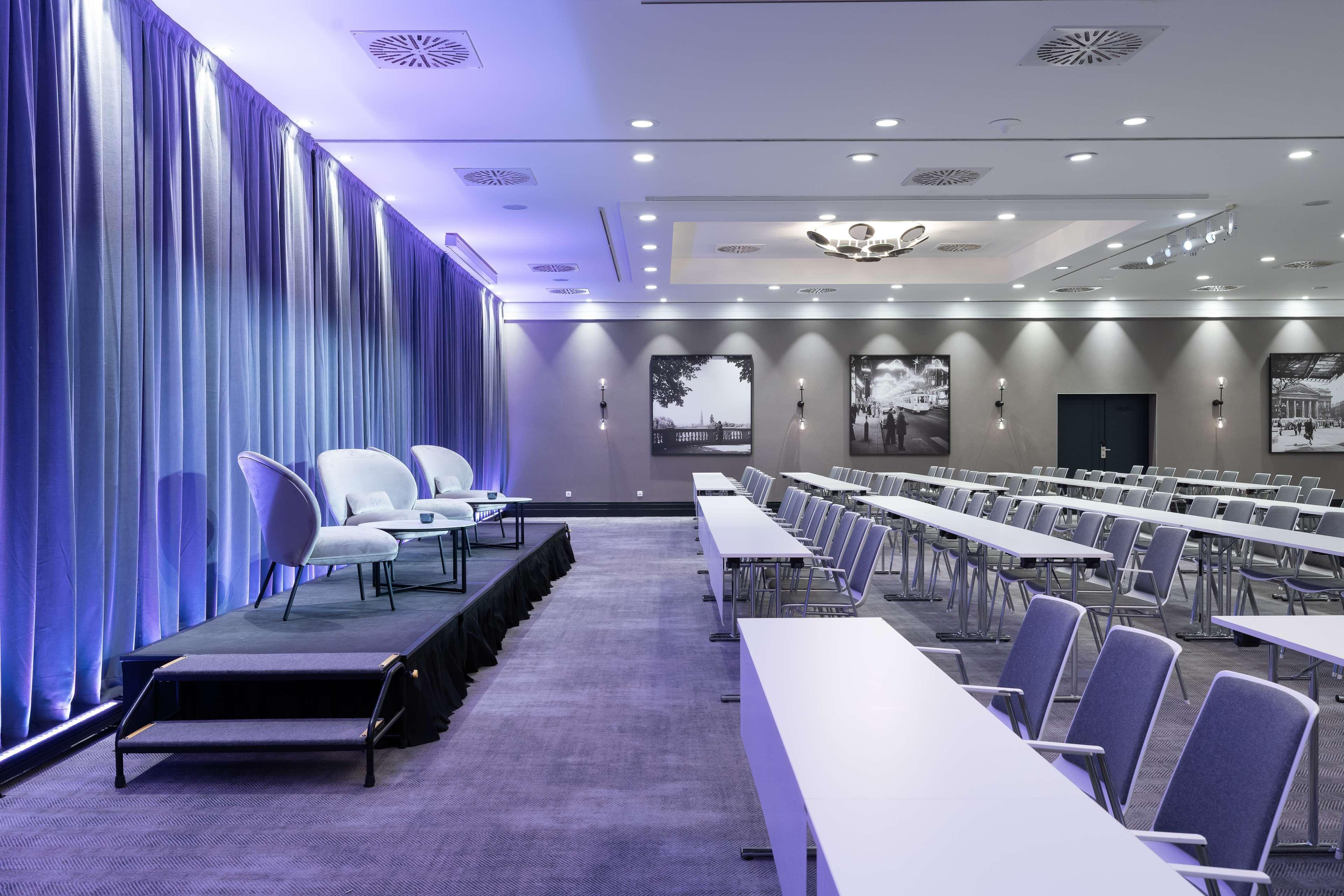 Radisson Collection Grand Place Hotel