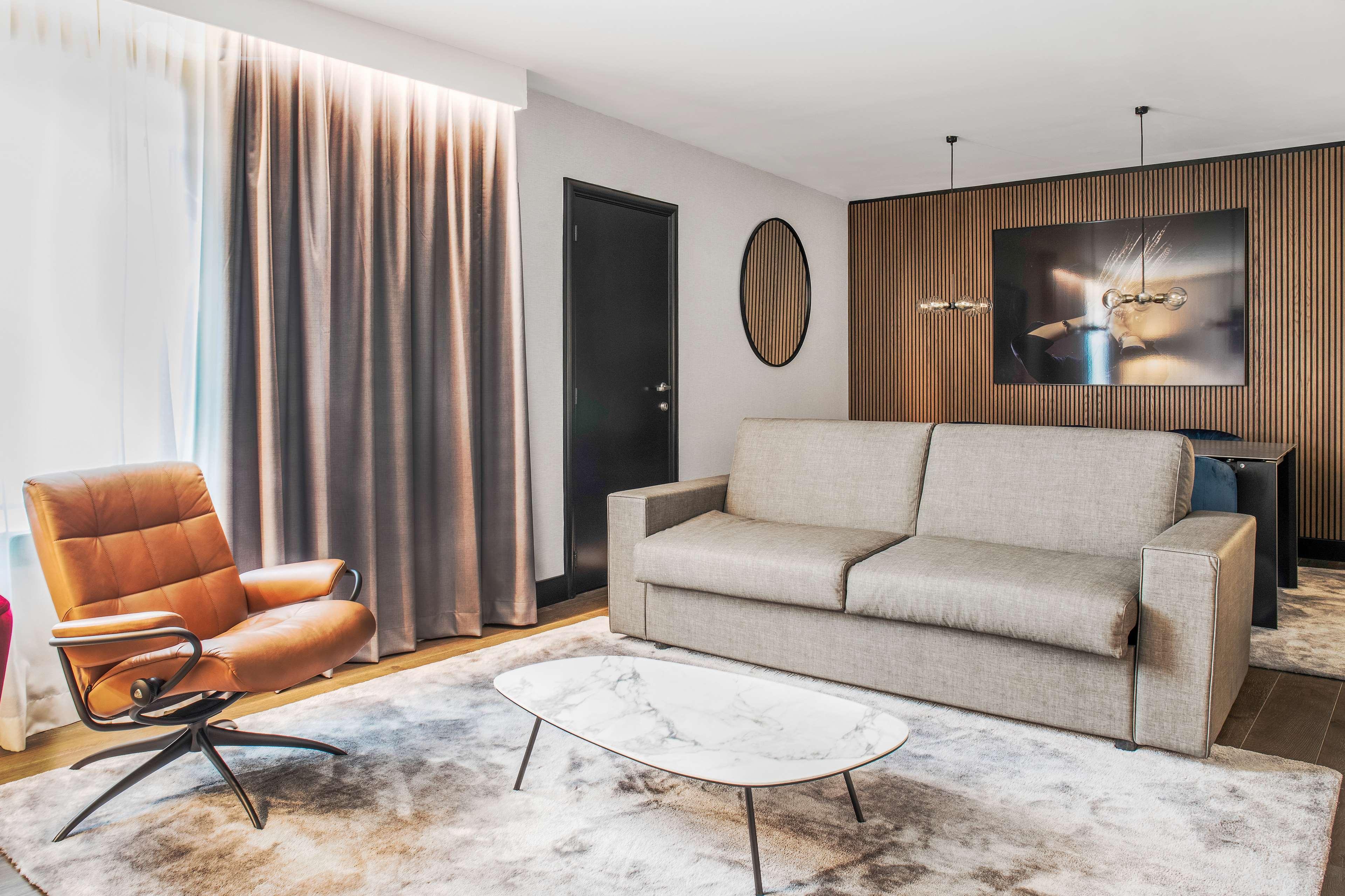 Radisson Collection Grand Place 5*