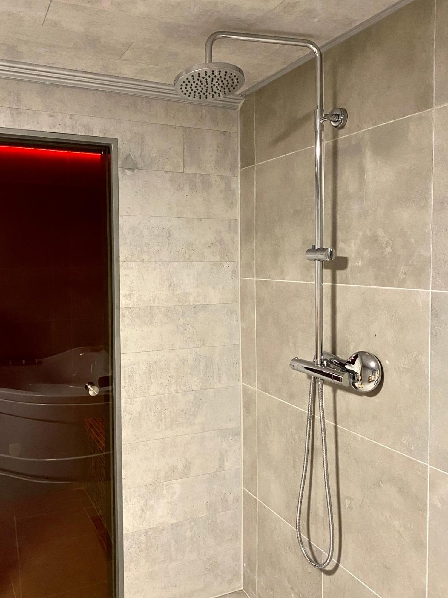 Apartment Superbe Pres De Avec Prive *