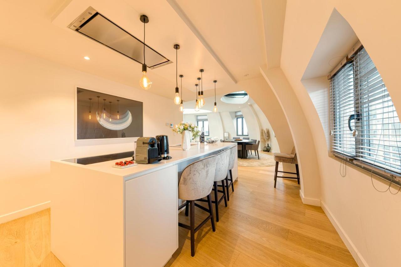 Triplex Penthouse In The Center Brüssel