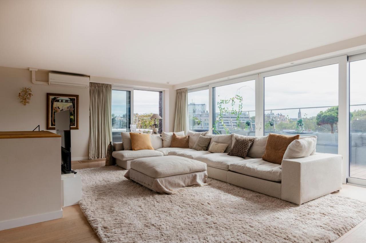 Penthouse Prestige *