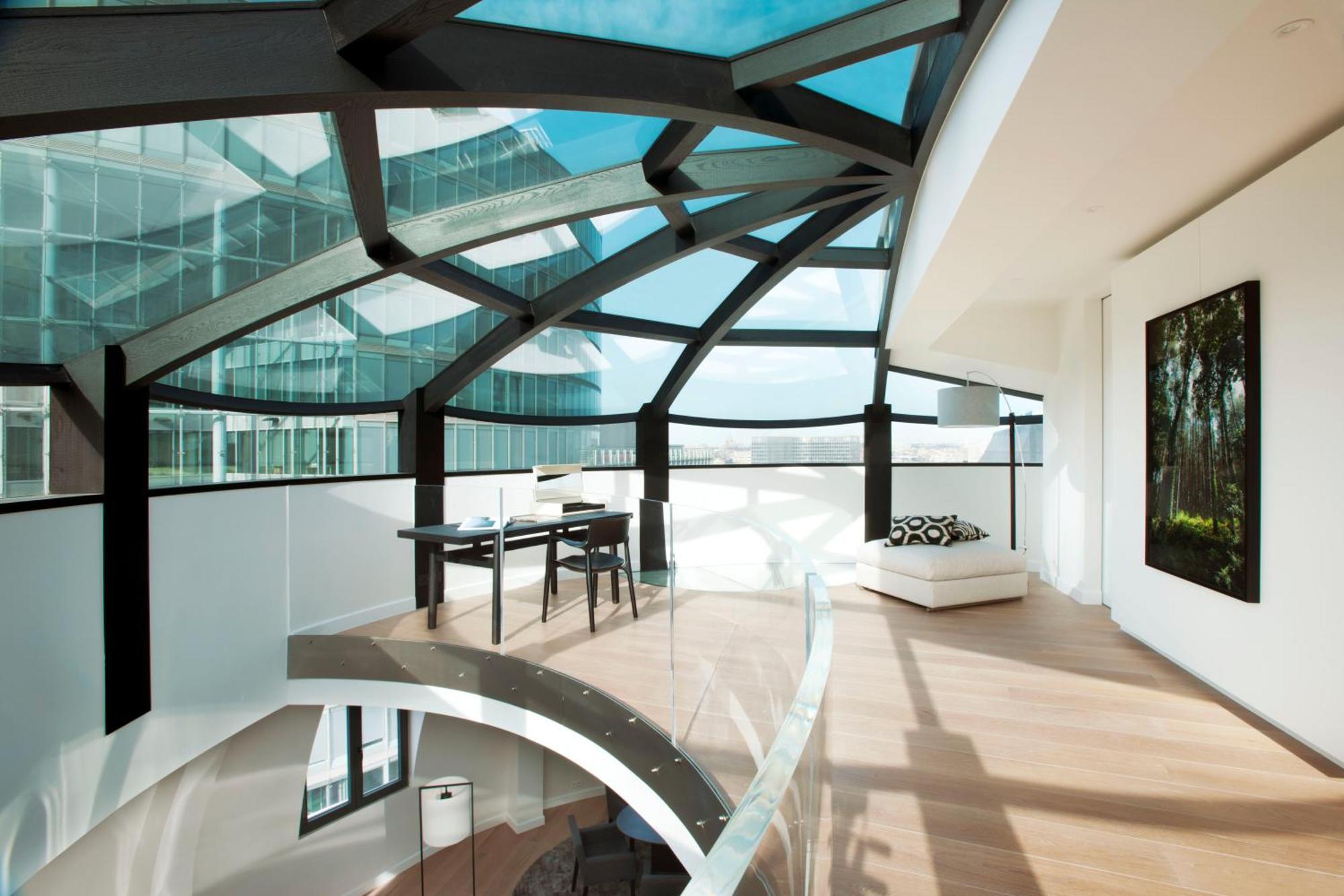 Triplex Penthouse In The Center Brüssel