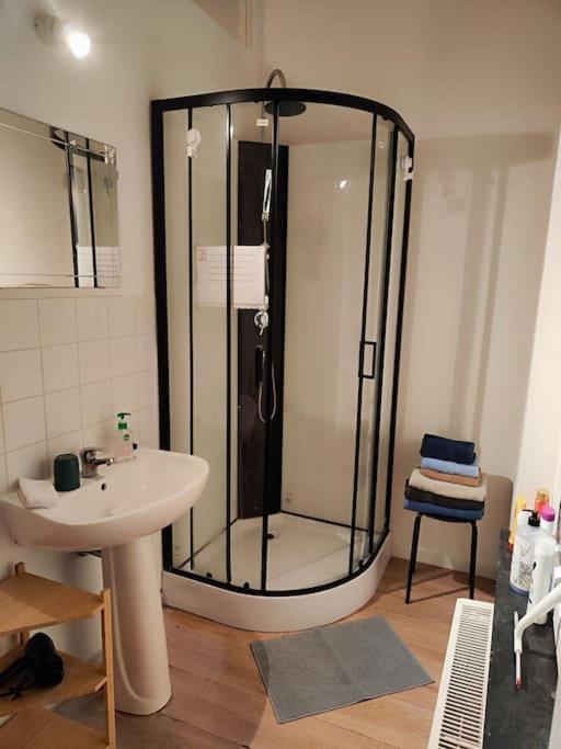 Studio Entier Avec Balcon - Tour Et Taxis Bruxelles