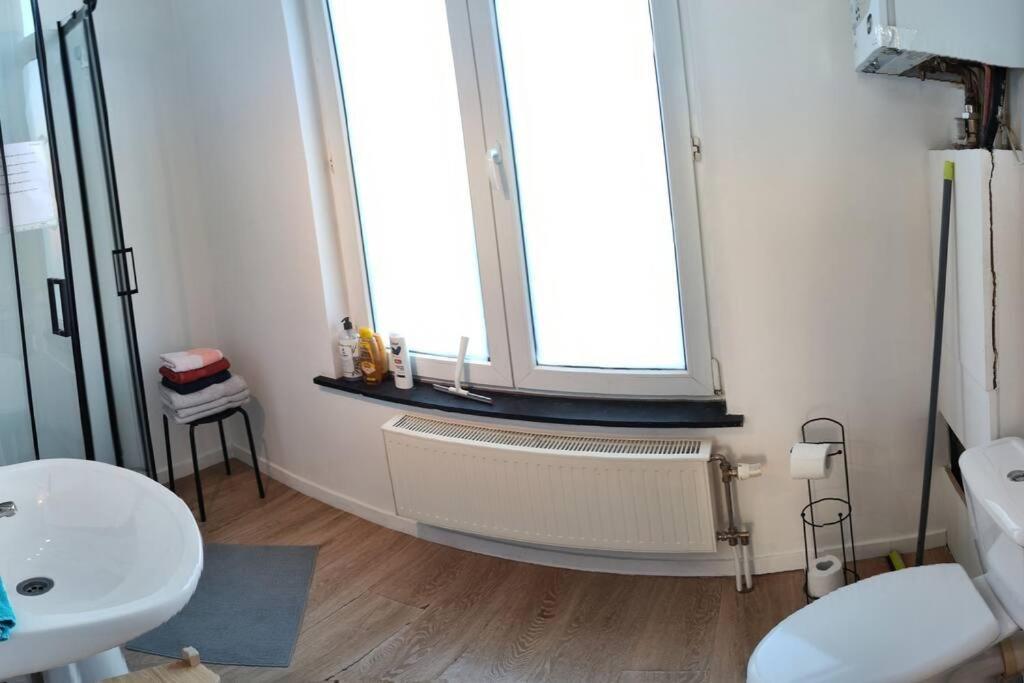 Studio Entier Avec Balcon - Tour Et Taxis Appartamento Bruxelles