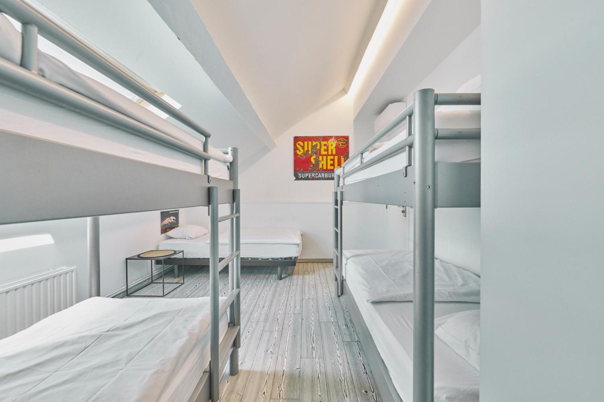 The Legacy By 2go4 Center Ostello *