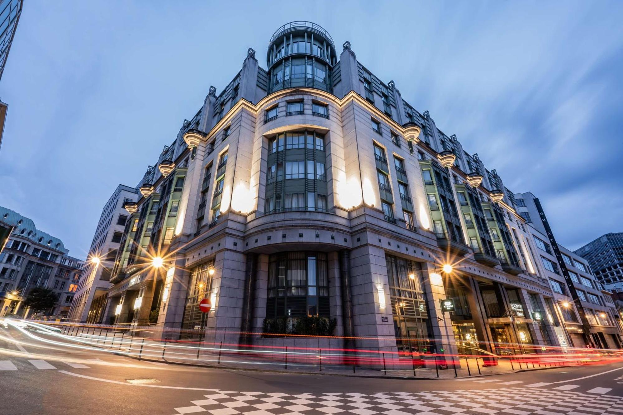 Radisson Collection Grand Place 5*