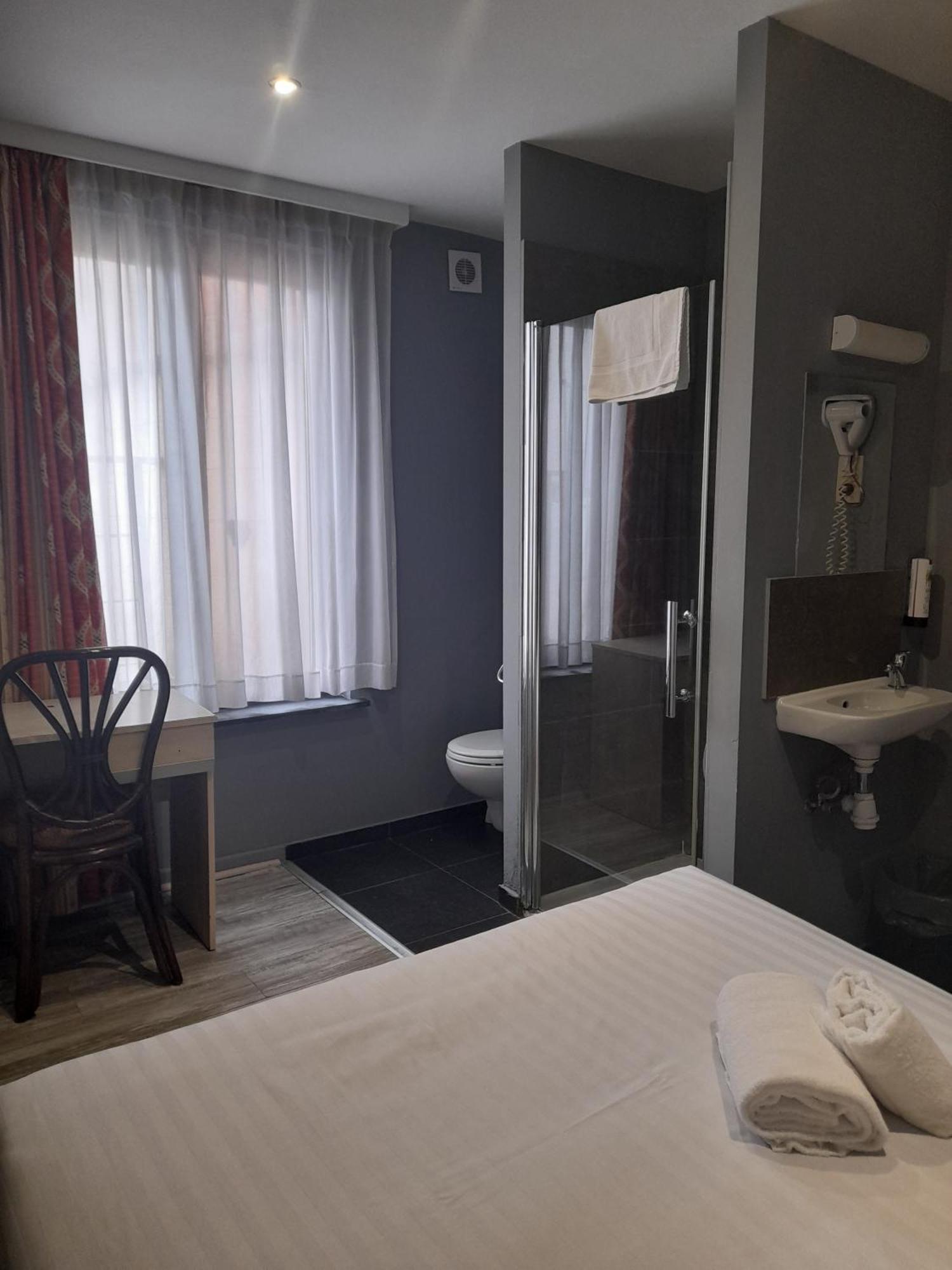 Hotel Albergo 2* Brussels