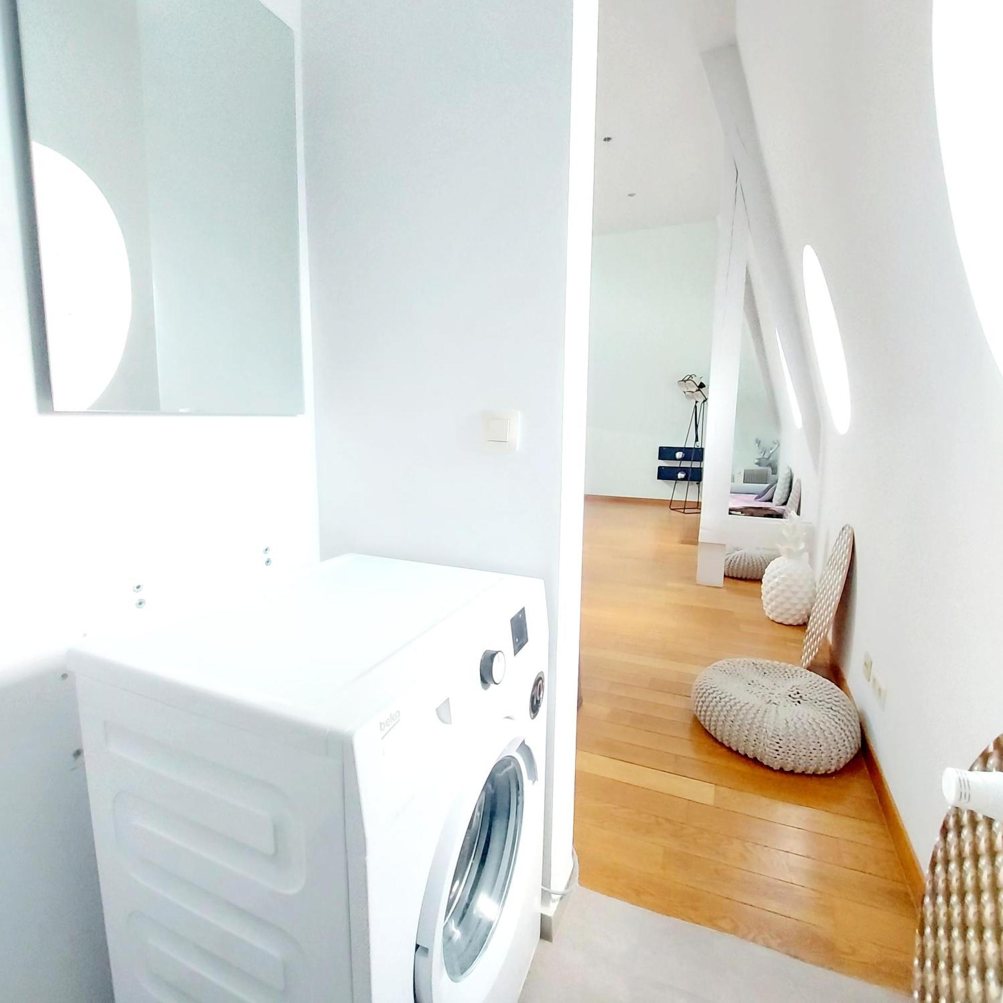 New Stylish Grand Place City Center Duplex Apartment Brussels