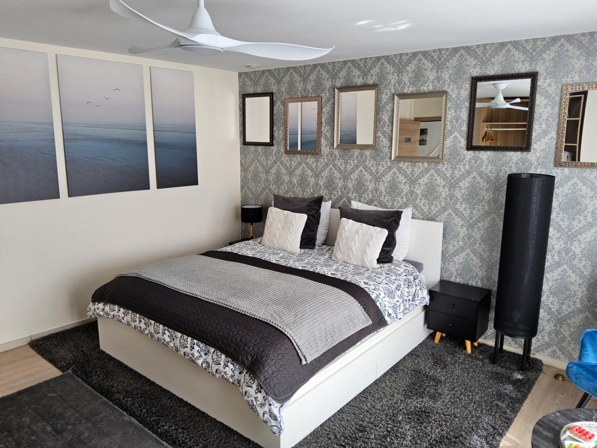 Deluxe Au 2eme Etage, Double Au 4eme Etage Not A