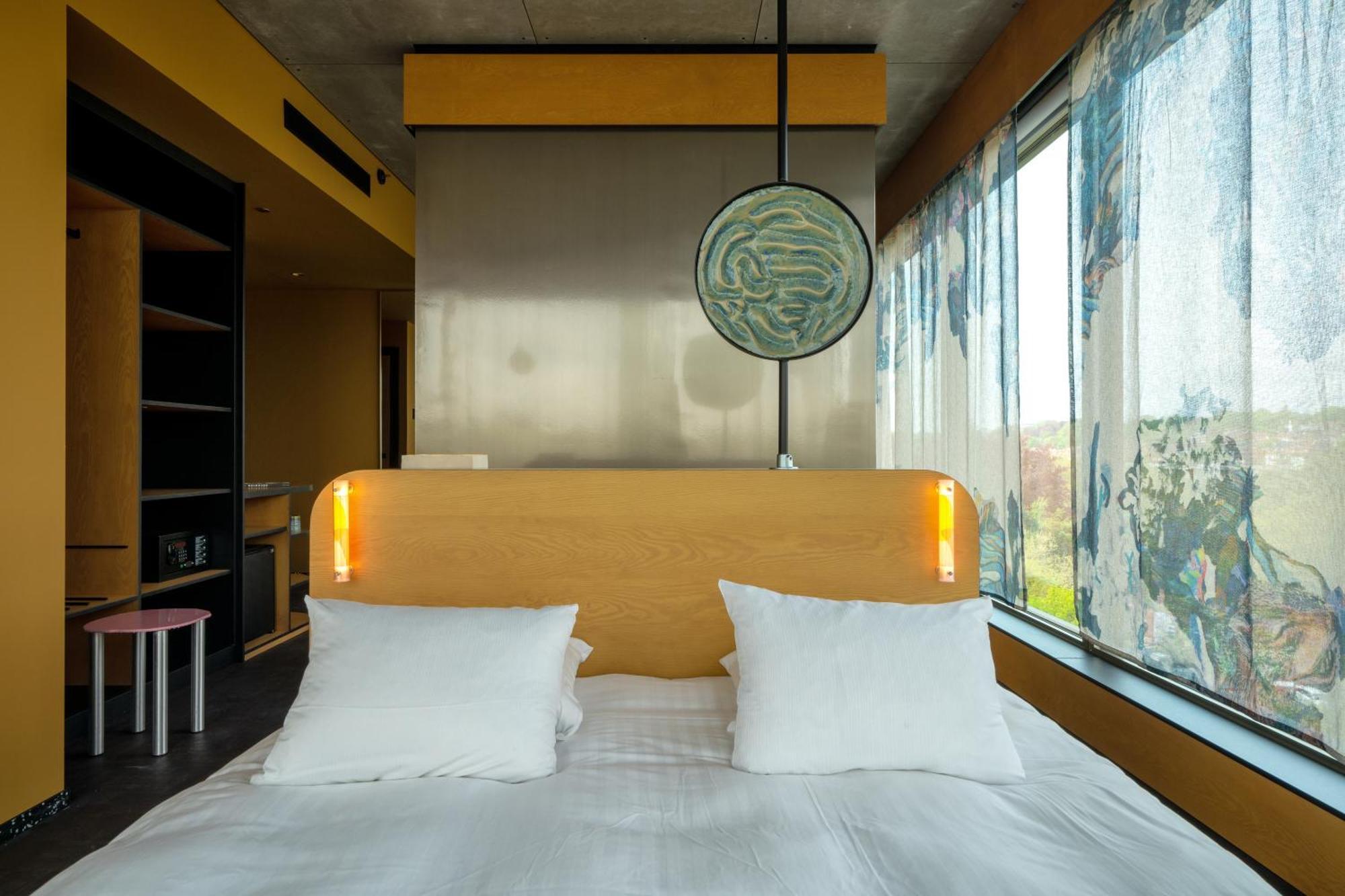 Hotel Mix Brussels --gym & Wellness For Adults Only-- 4*
