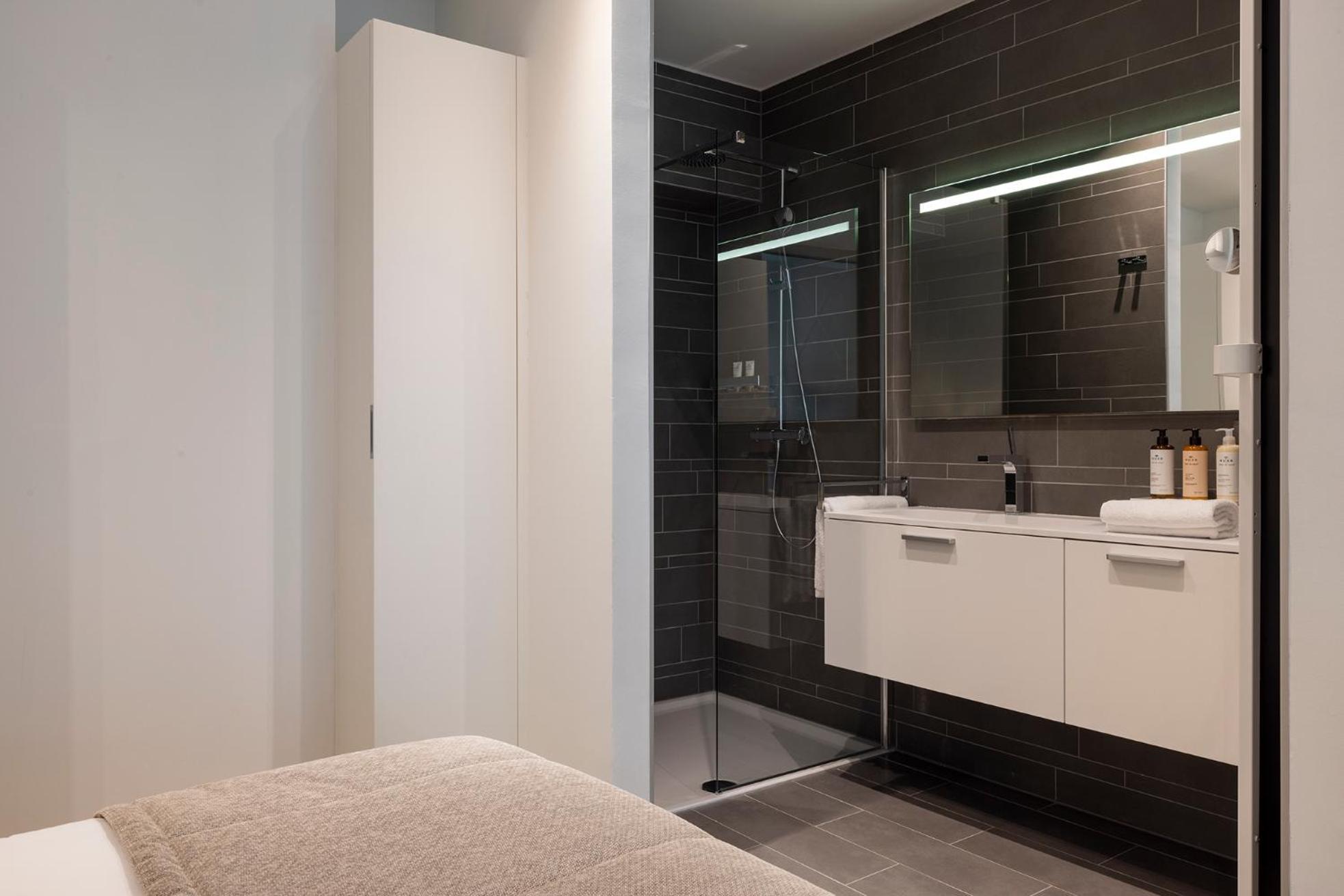 L-avenue Hotel 4*