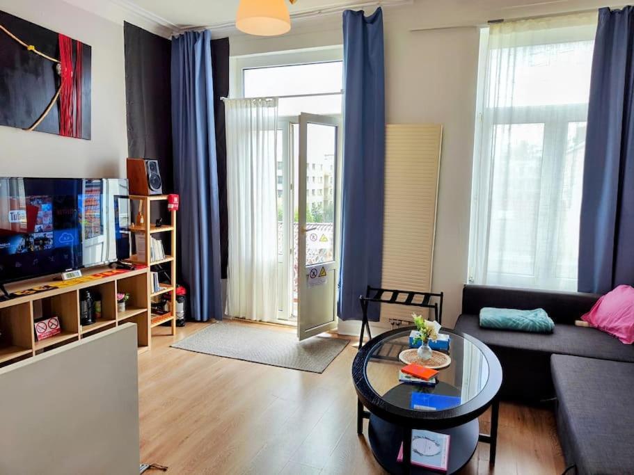 Studio Entier Avec Balcon - Tour Et Taxis Appartamento Bruxelles