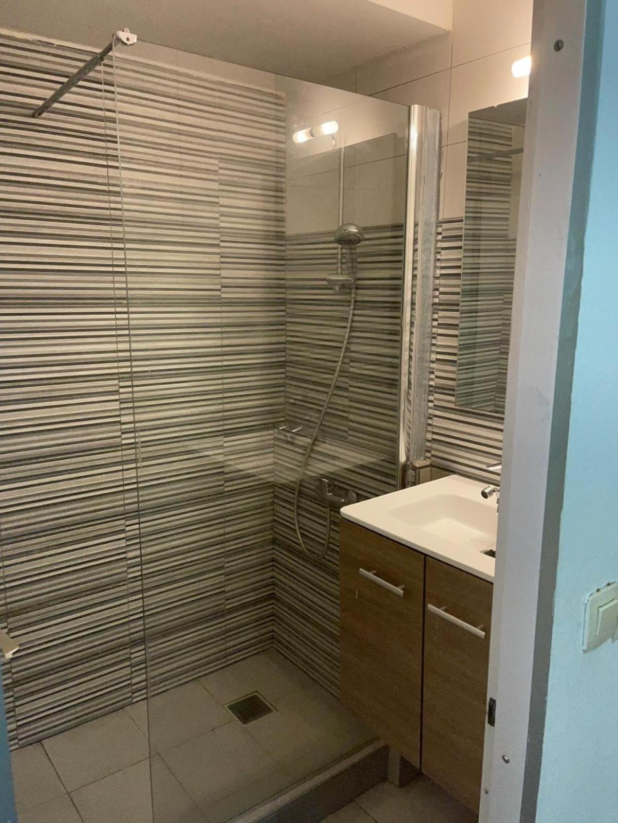 Appartement Elegant A Louise, Quartier Prestige De
