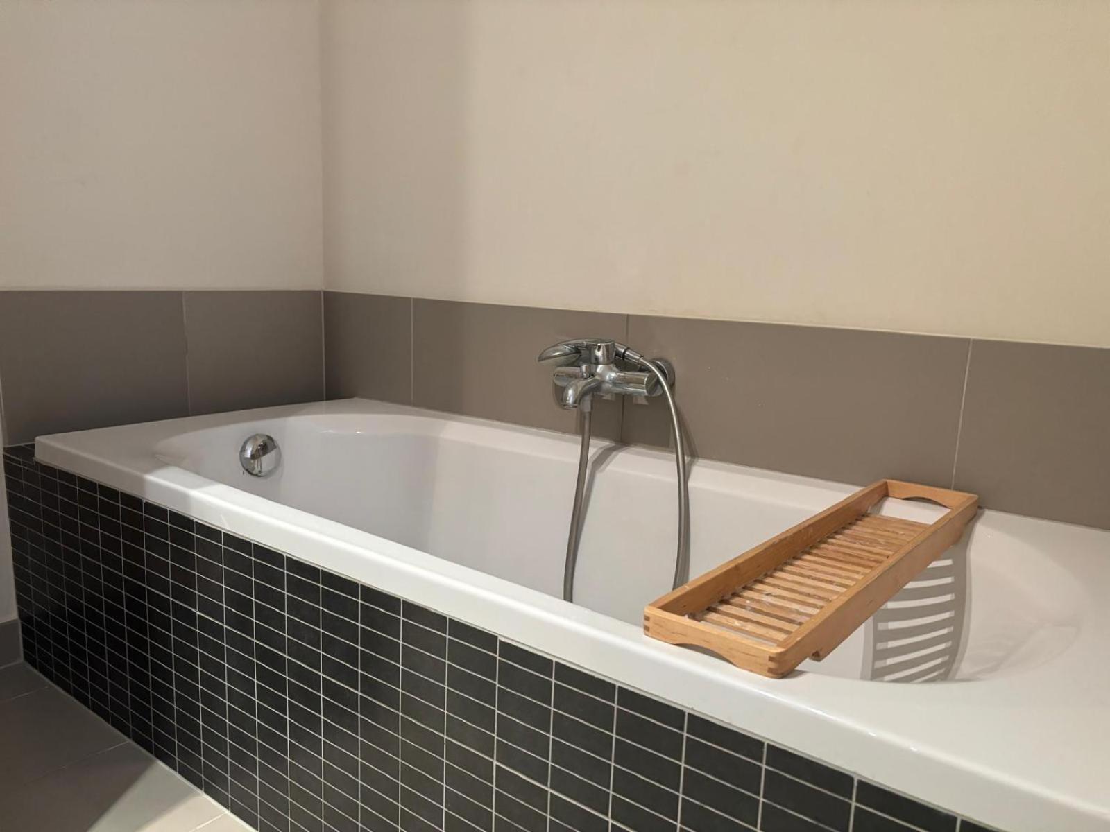Luxurious Two Bedroom * Brussel