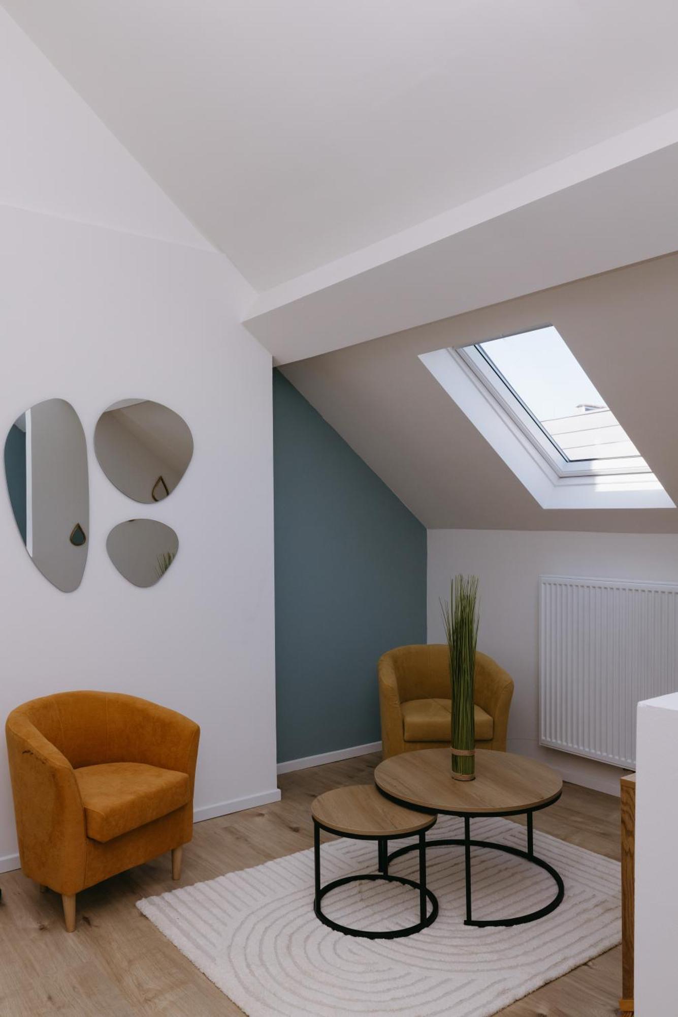 City Grand Place 24 Apartment