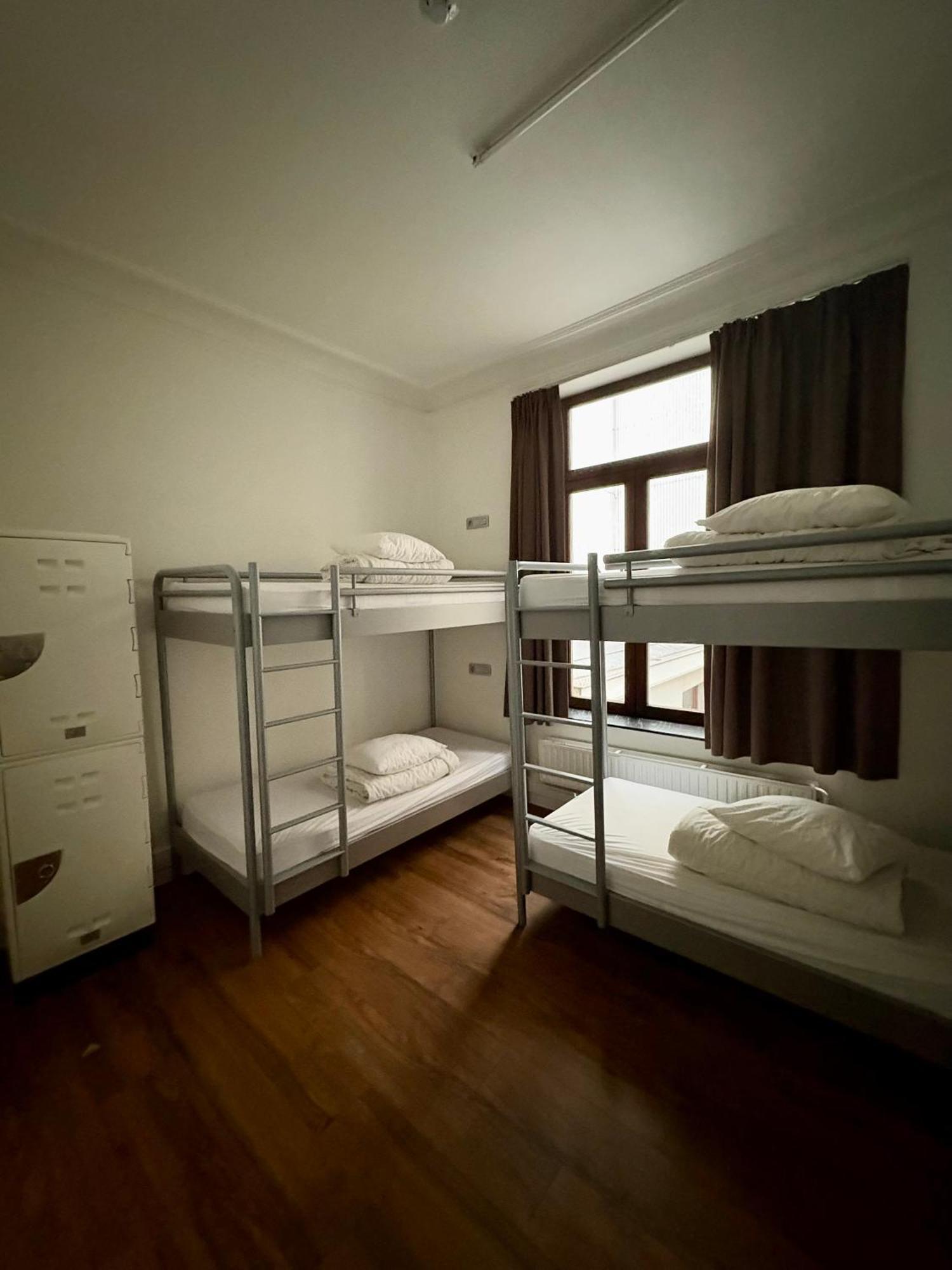 The Legacy By 2go4 Center Ostello *