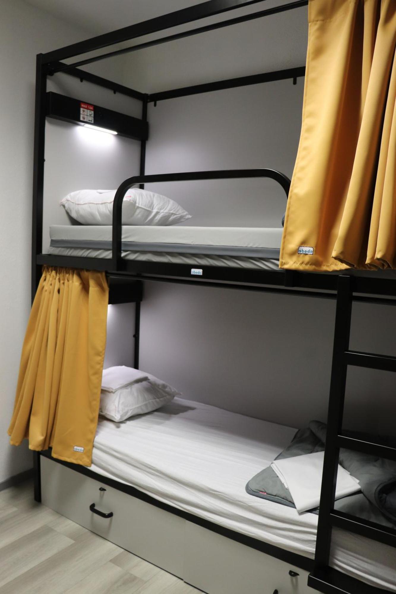 Hostel Hi Jacques Brel