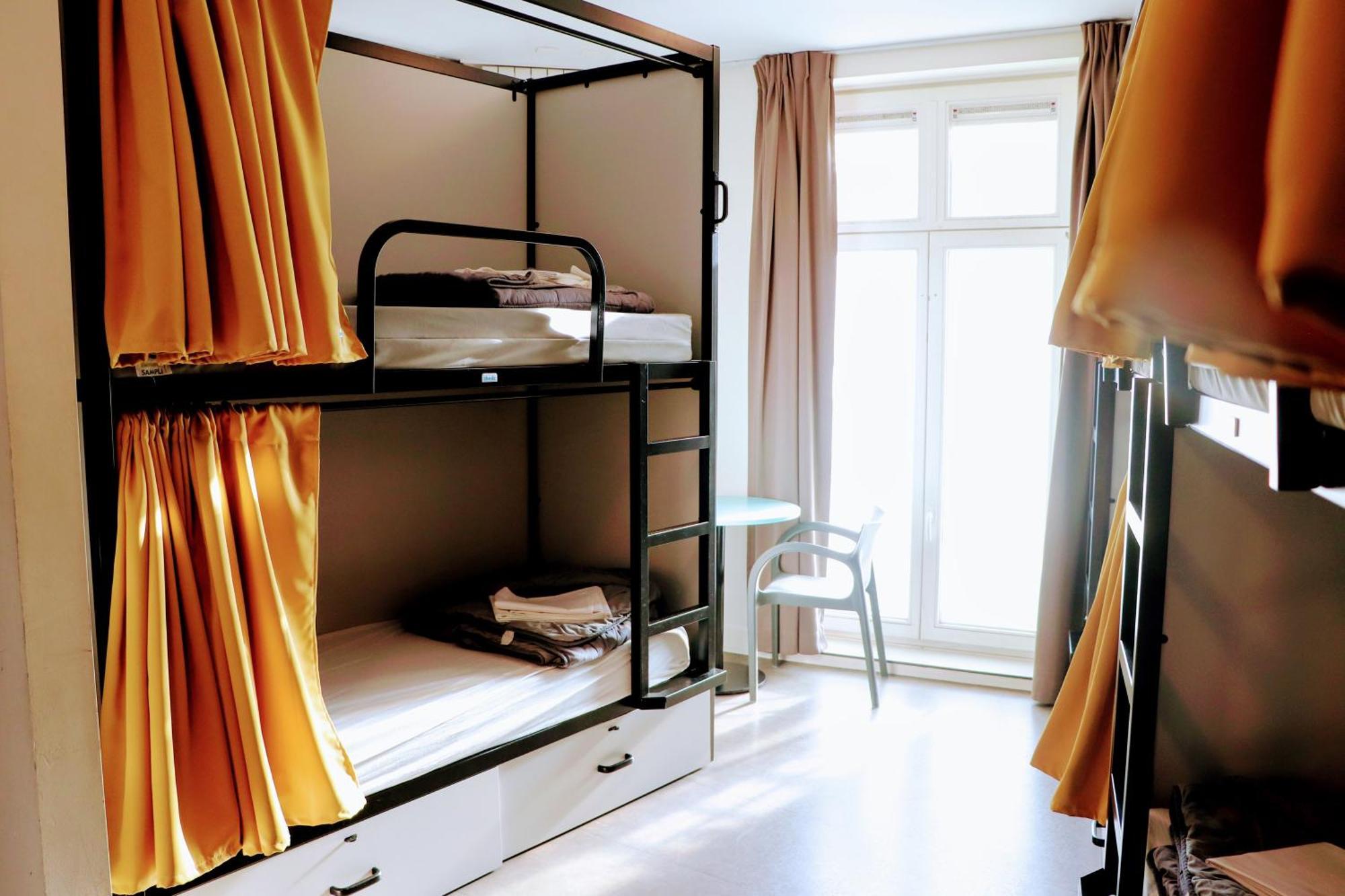 Hostel Hi Jacques Brel