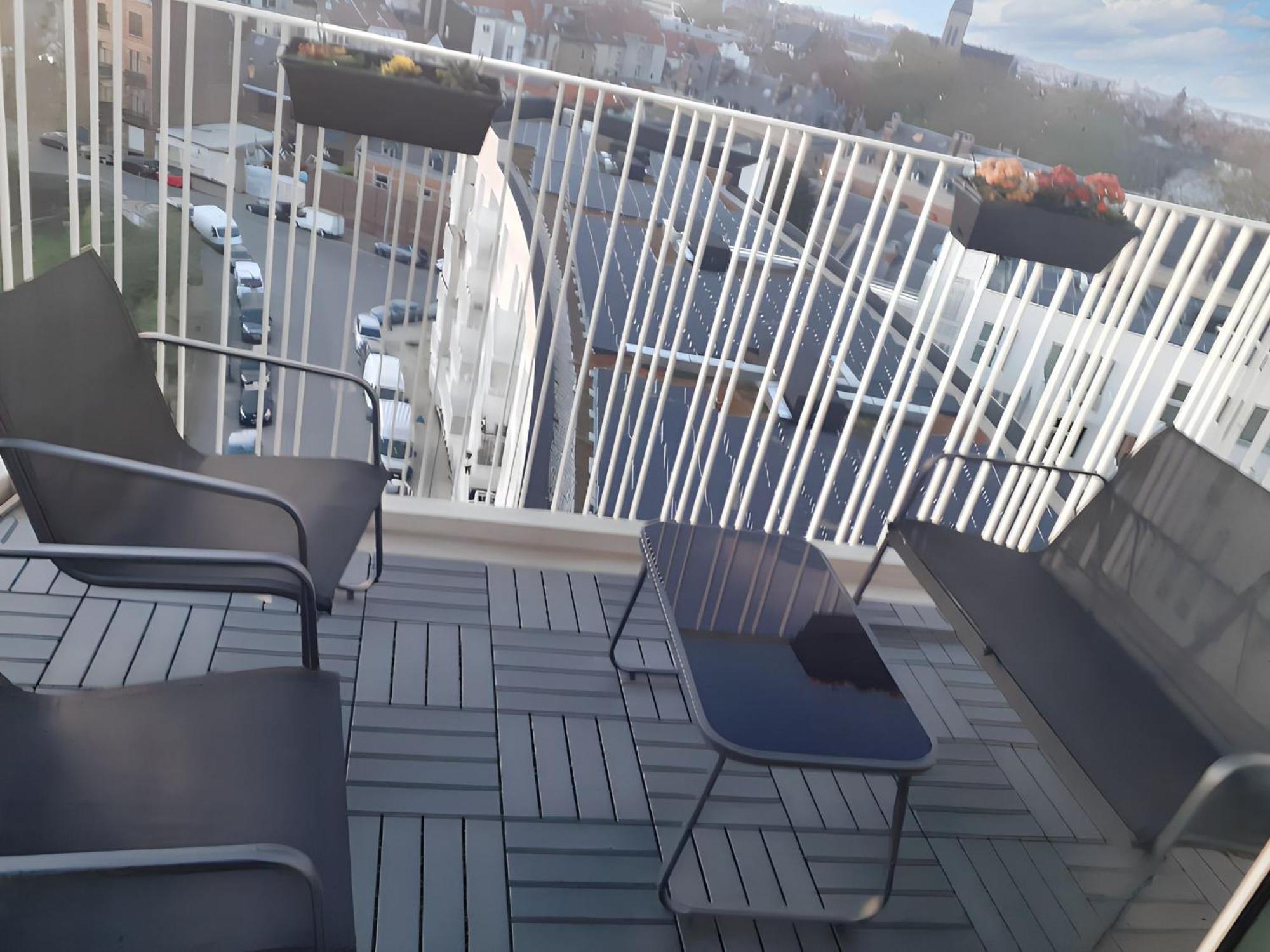 Apartment Modern In Cureghem Anderlecht 134 M² + Terrace Brüssel