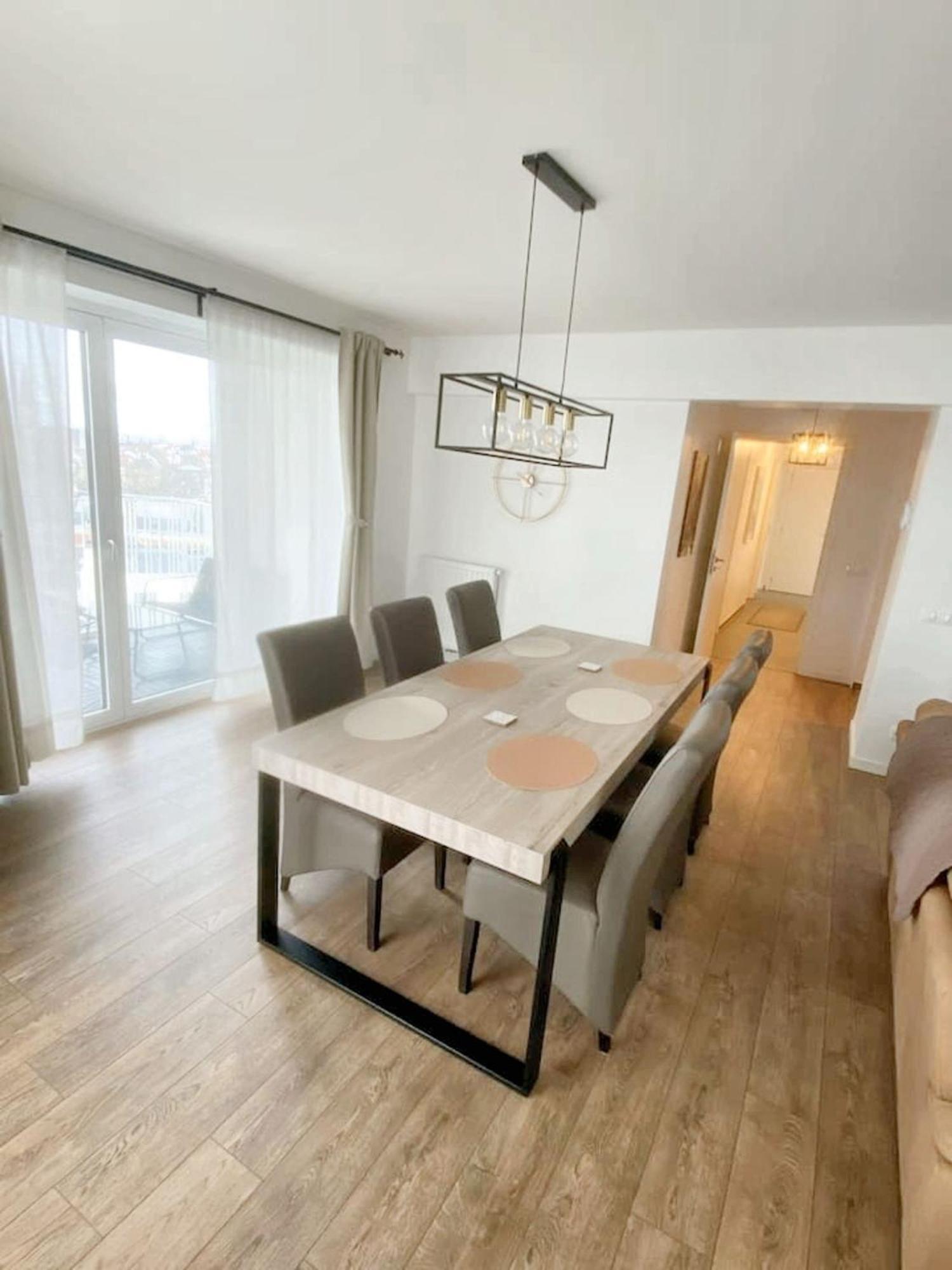 Modern In Cureghem Anderlecht 134 M² + Terrace Brüssel