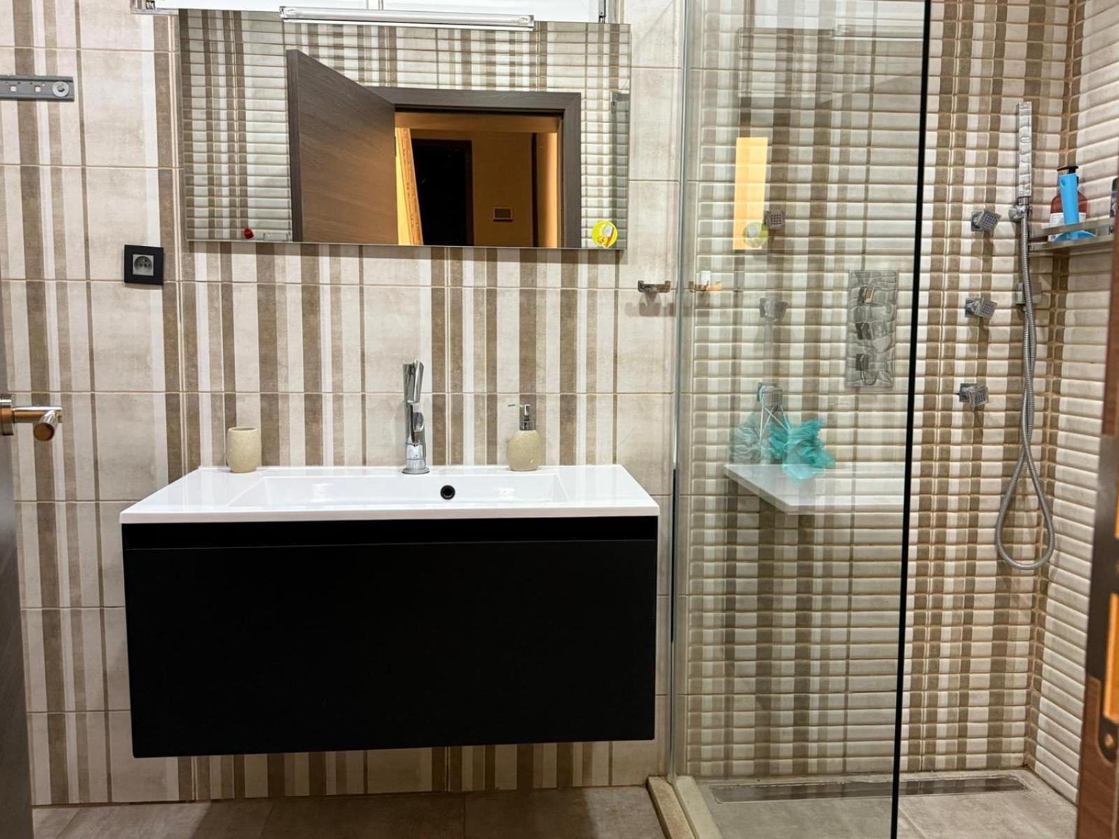L'imperial Wifi & Confort Hébergement de vacances