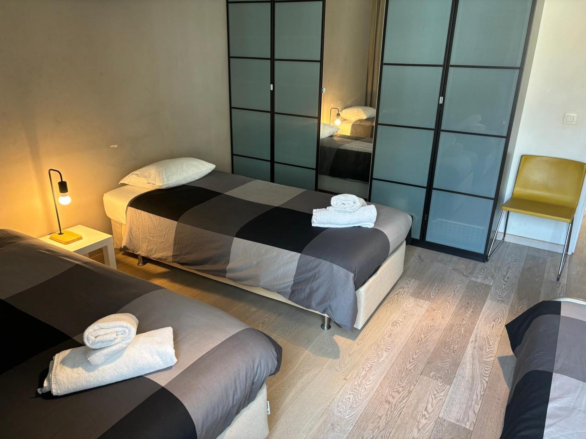 Comfortable Two Bedroom In Center