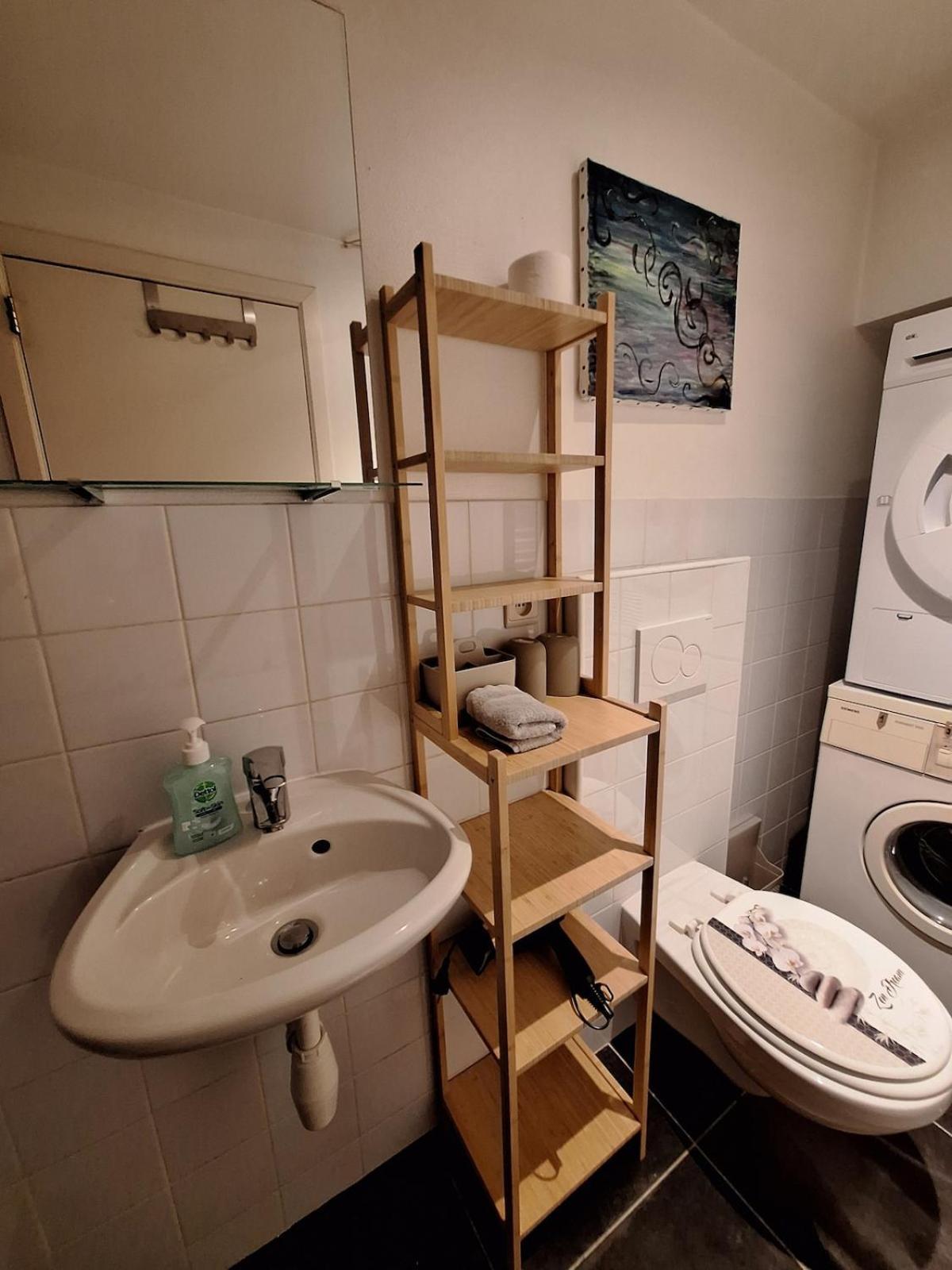 Alicia's Duplex European Quarter Appartement *