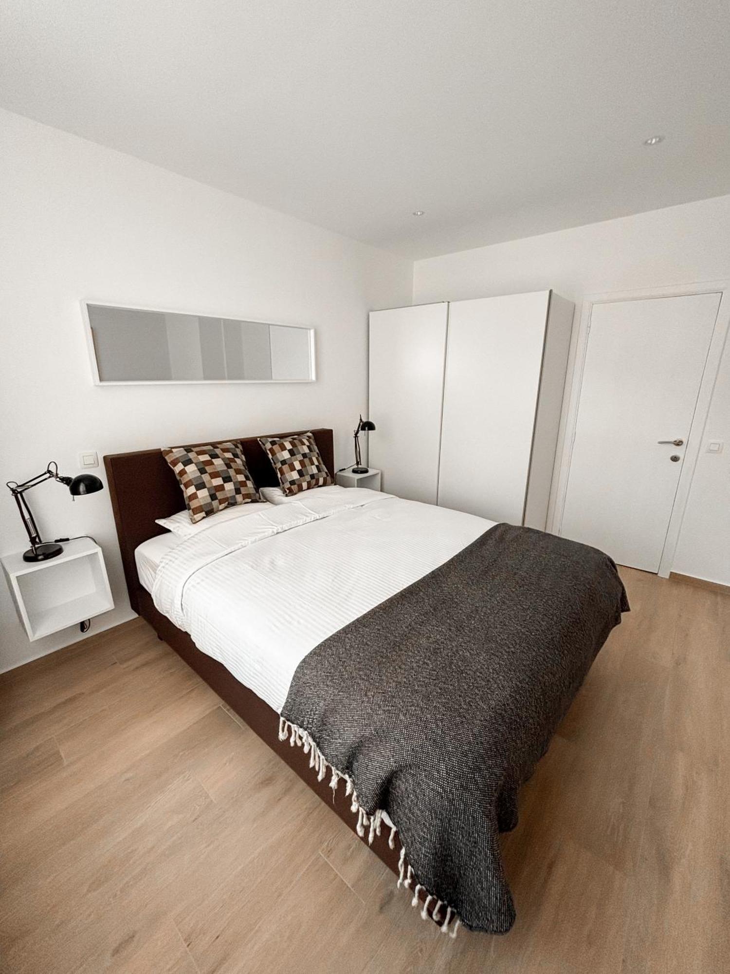 Apartment Fully Furnished And Modern Flat - Center Brüssel