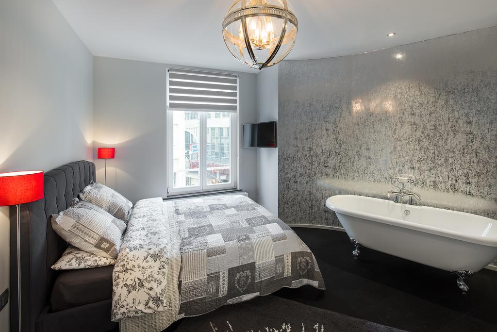 Bed & Breakfast All In One 4*