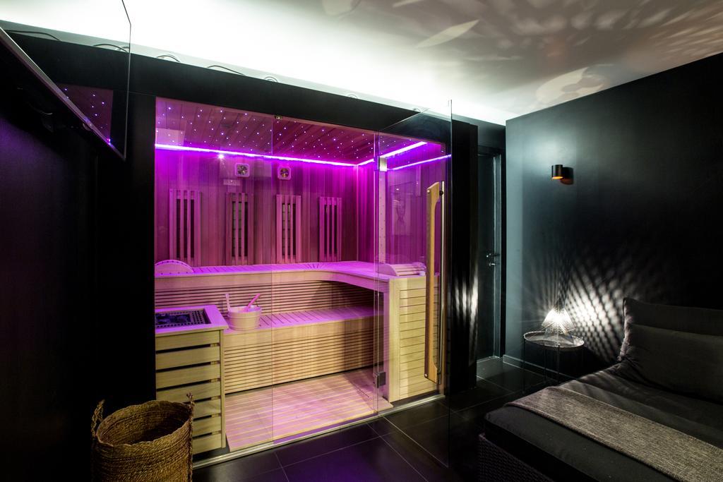 Avec Jacuzzi Sauna Privatif Bruxelles