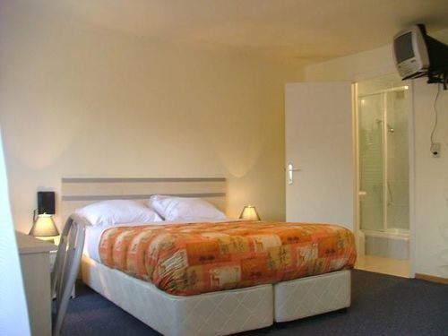 Hotel Albergo Hotel 2*