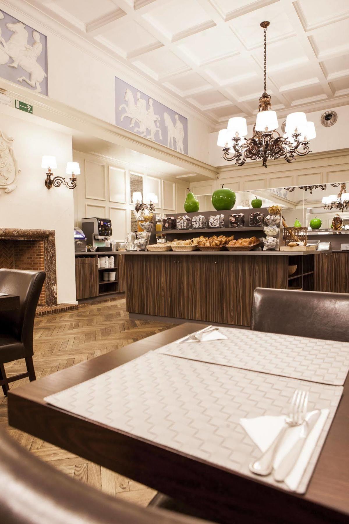 Des Colonies By Mercure 3*