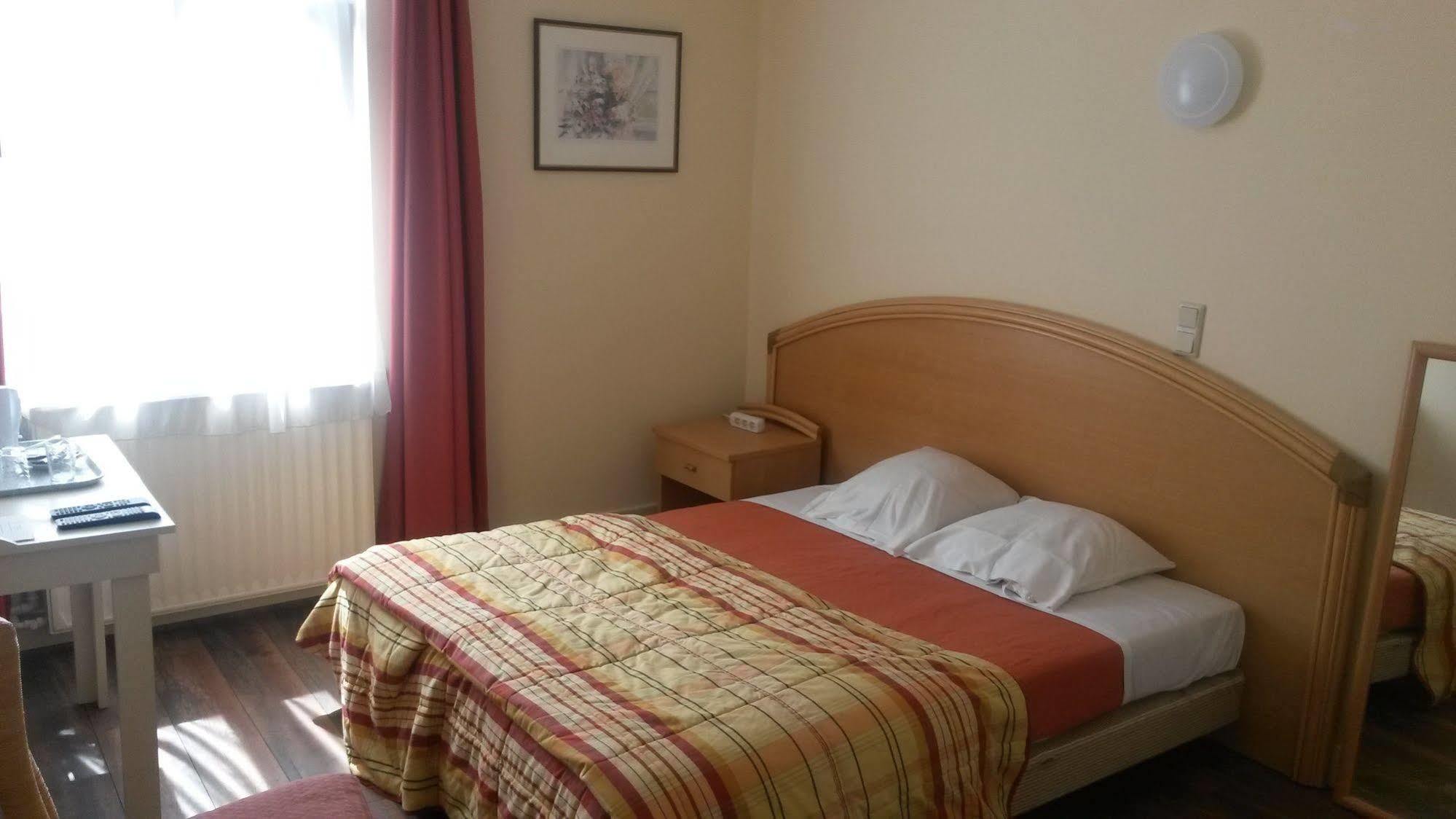 Hotel Queen Mary Bruxelles