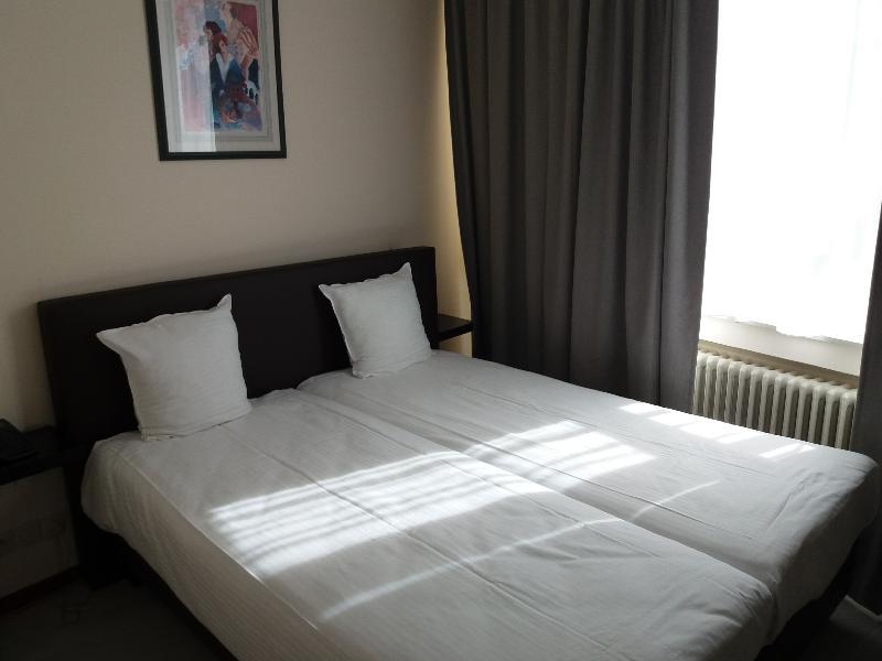 Slina Hotel 3*