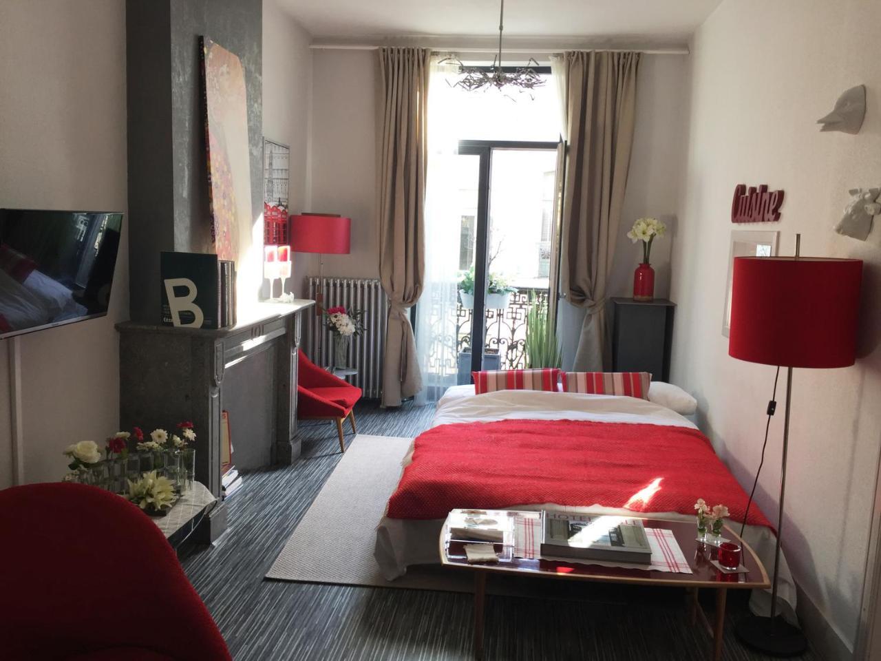 D&f Bed & Breakfast